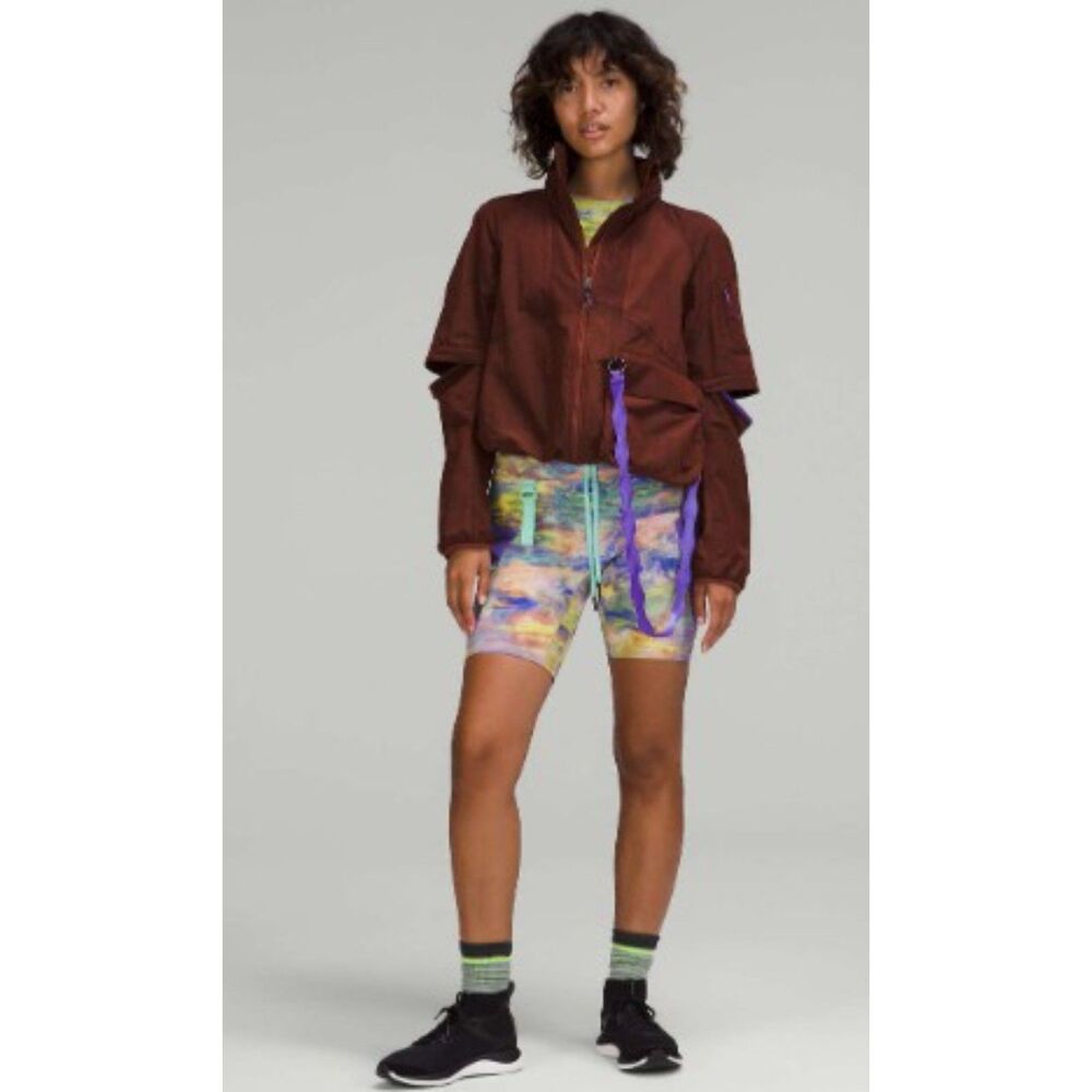 Lululemon - Cargo Super-High-Rise Hiking Short 8" Altered Nature - Size 6